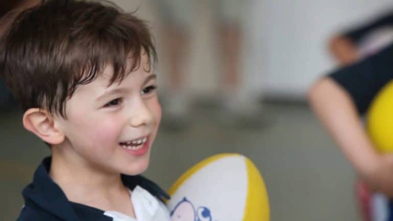 Rugbytots, l’activité sportive à faire découvrir à vos enfants !