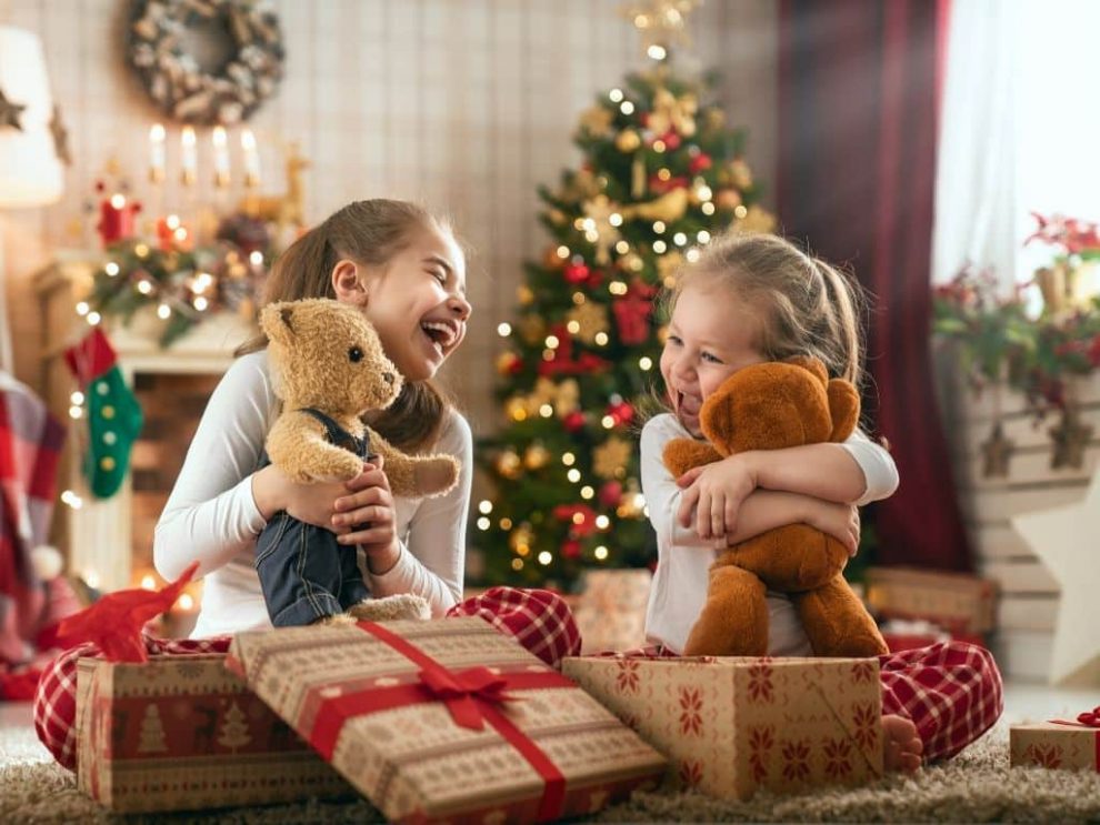 Offrirez-vous trop de cadeaux à votre enfant à Noël ?
