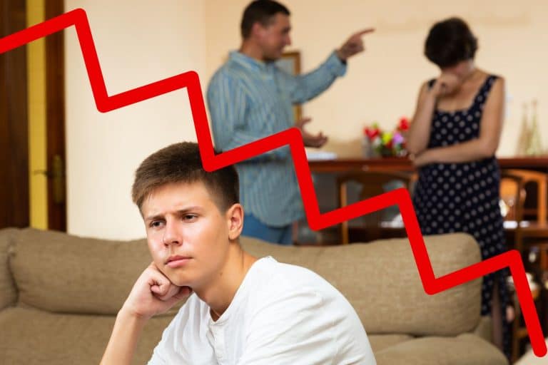 enfants coupent les ponts avec leurs parents