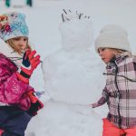 Guide pratique : bien choisir le manteau d&rsquo;hiver pour votre fille sans se tromper sur la taille et le style